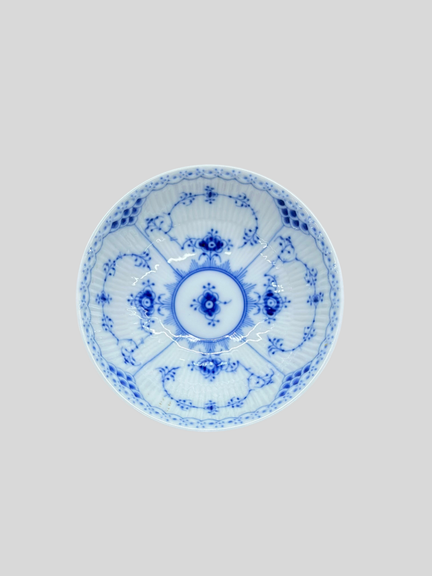 ROYAL COPENHAGEN Blue Fluted Half Lace Bowl #624 | 16cm | Cereal/Compote | Very Good Condition