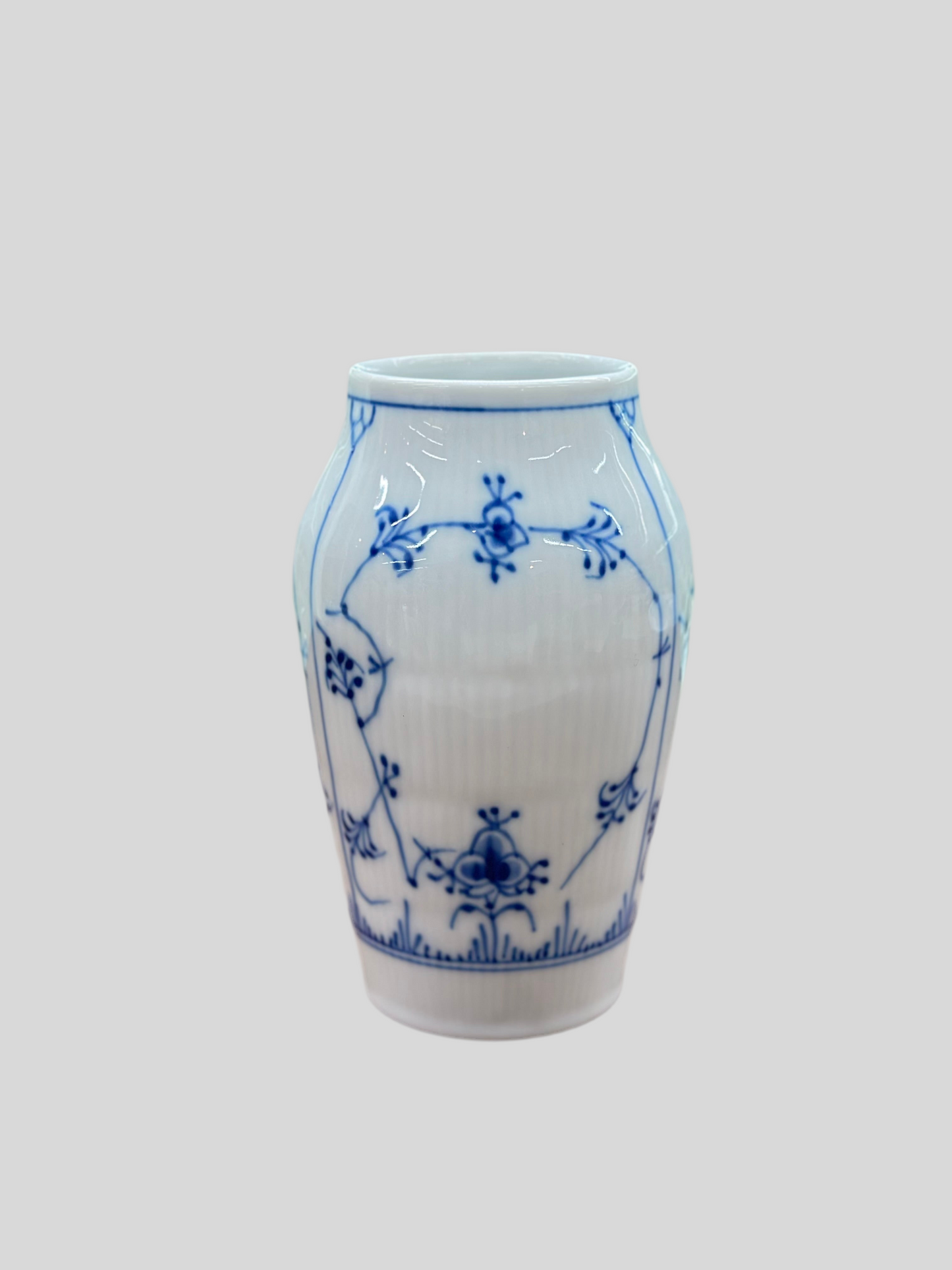 ROYAL COPENHAGEN Blue Fluted Plain Vase #384 | 13.5cm Danish Hand-Painted Porcelain