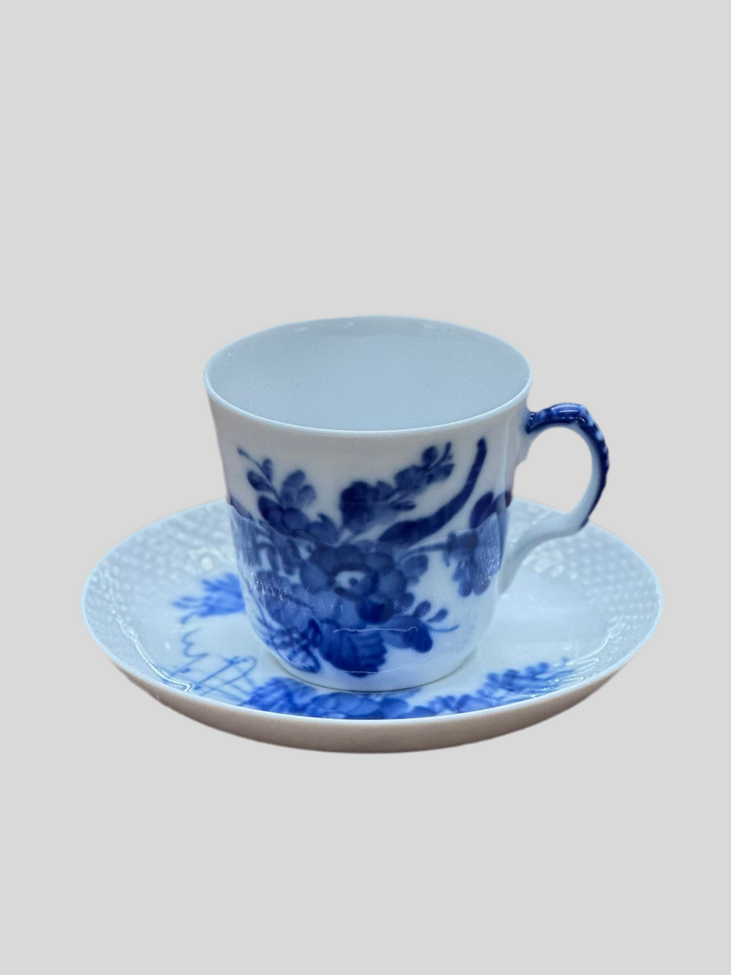 Royal Copenhagen Demitasse Cup & Saucer Set | Blå Blomst 054 & 055