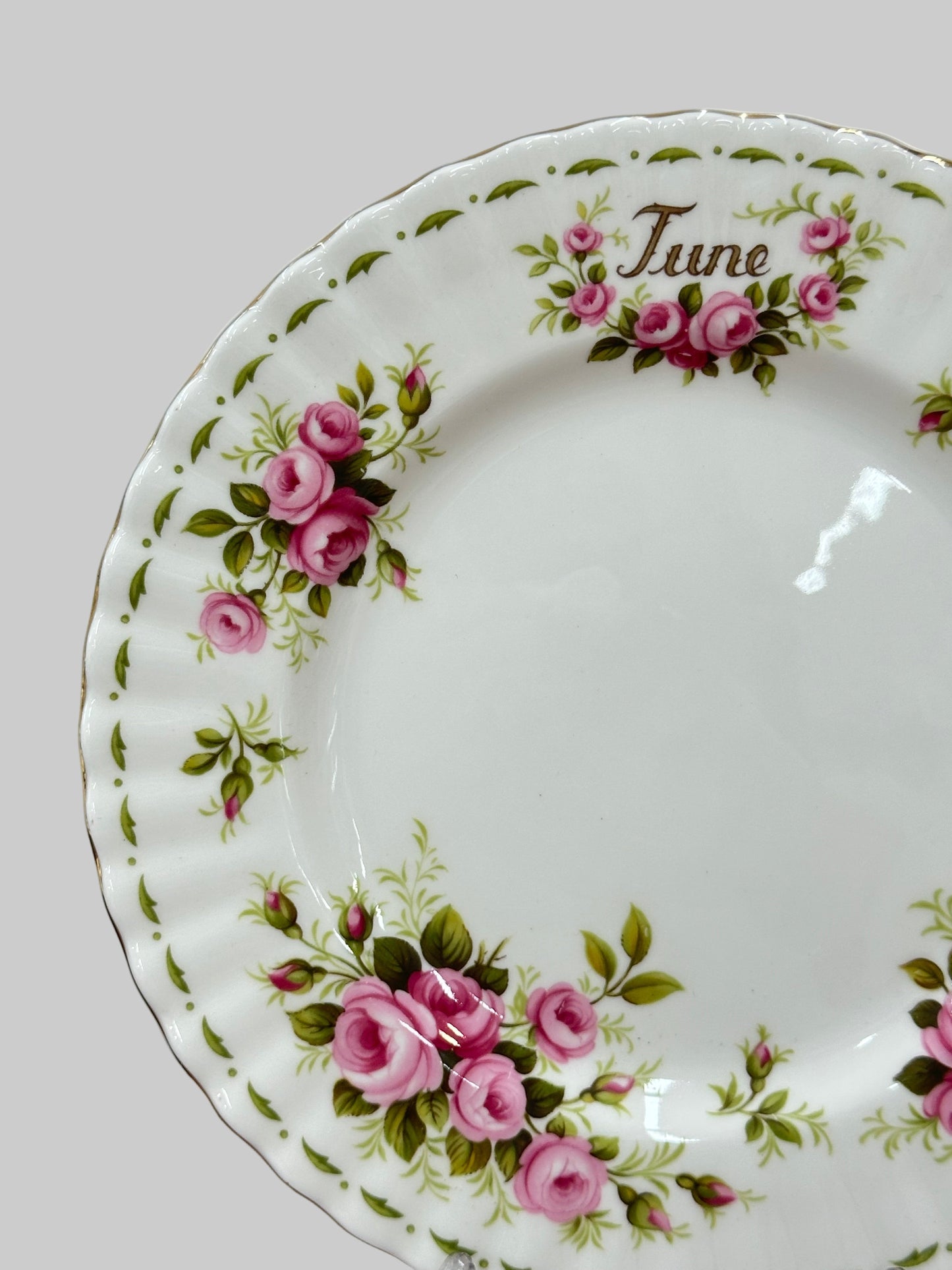 Royal Albert Flower of the Month | June Roses Luncheon Plate | Mint Condition