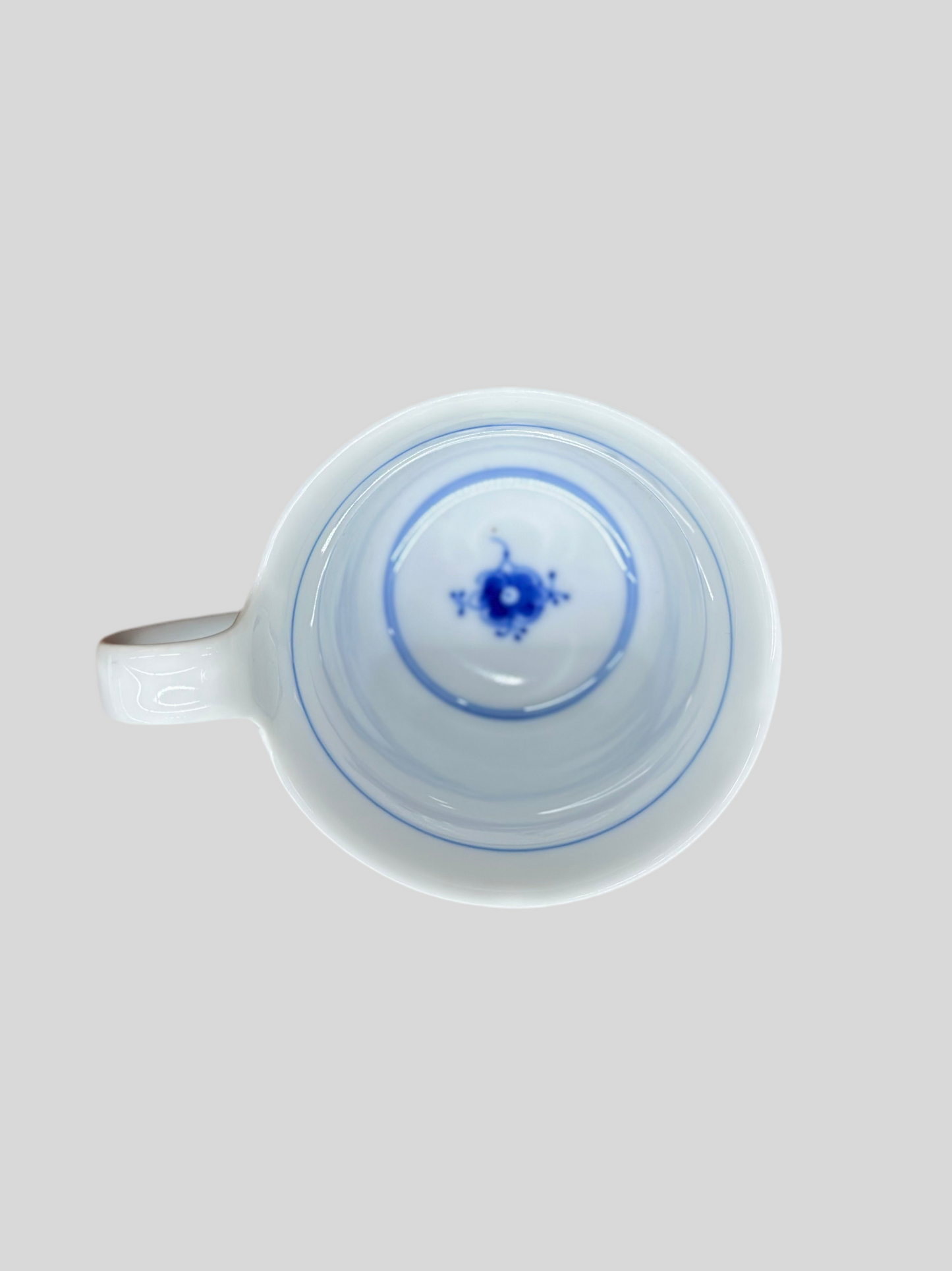 ROYAL COPENHAGEN Blue Fluted Plain High Handle Cup #090 | 25cl Danish Porcelain