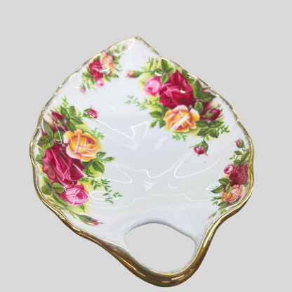 Royal Albert Old Country Roses Leaf Dish – 7.5" Long, Excellent Condition, Backstamped