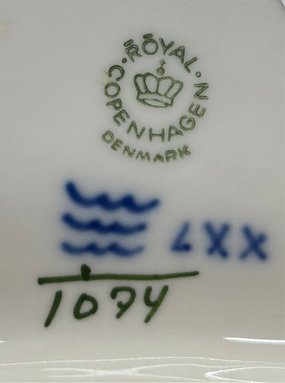 Royal Copenhagen Blue Fluted Full Lace Bowl | No. 1094