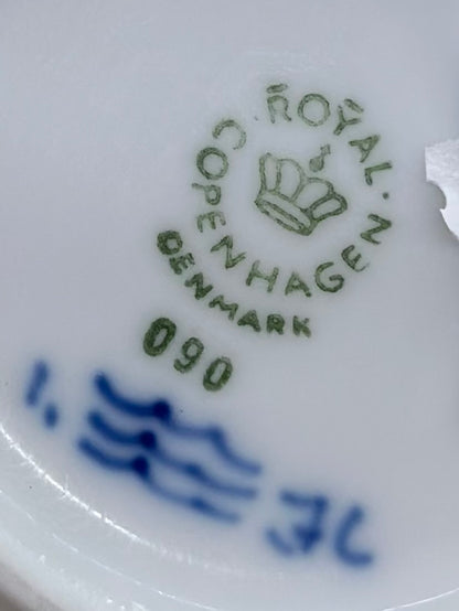 ROYAL COPENHAGEN Blue Fluted Plain High Handle Cup #090 | 25cl Danish Porcelain