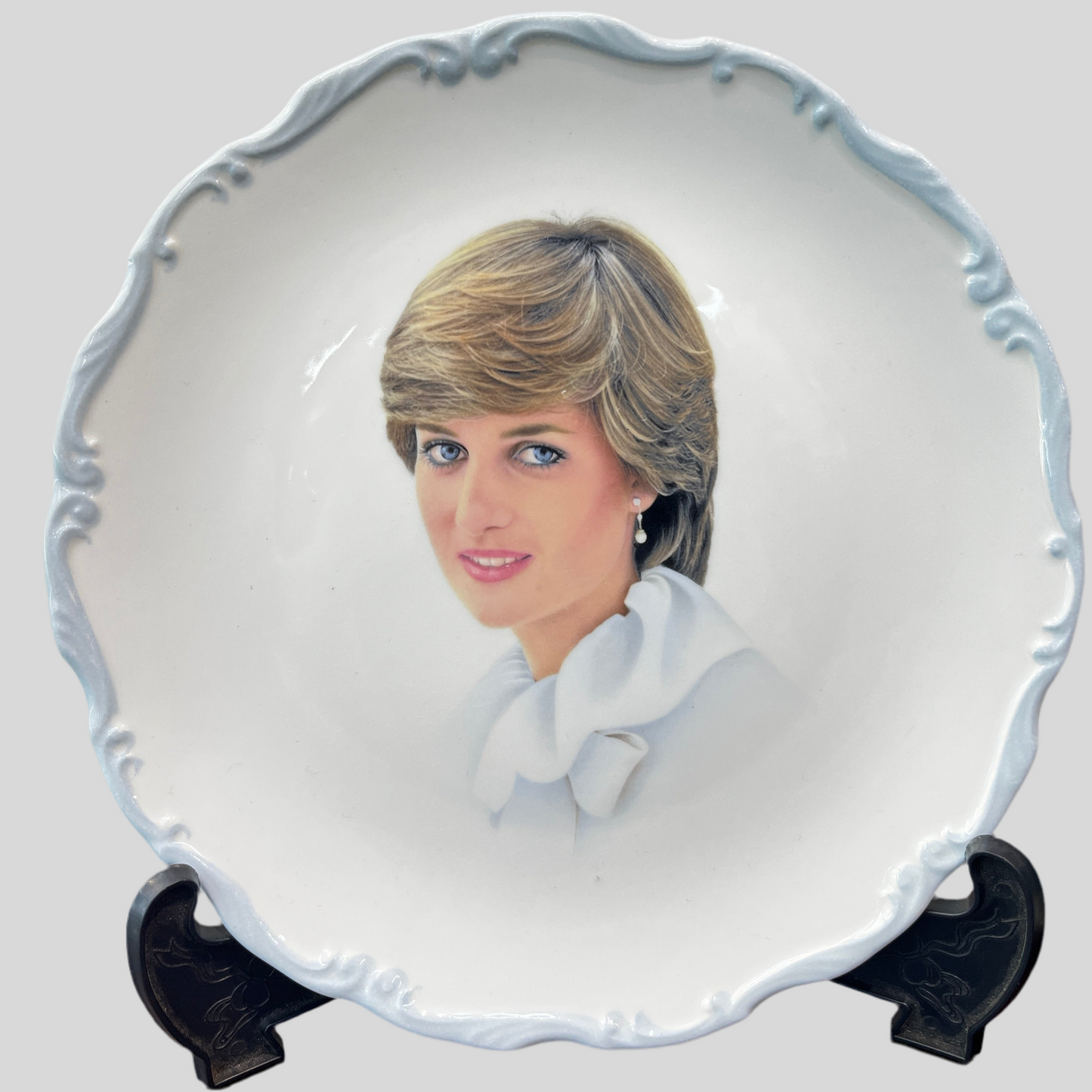 Royal Albert Lady Diana Spencer Collectors Plate - Diana & Charles Marriage 1981. British Royal Keepsake, Royal Family memorabilia