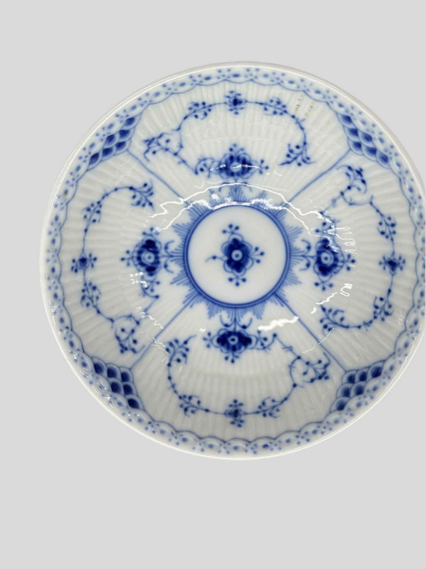 ROYAL COPENHAGEN Blue Fluted Half Lace Bowl #624 | 16cm | Cereal/Compote | Very Good Condition
