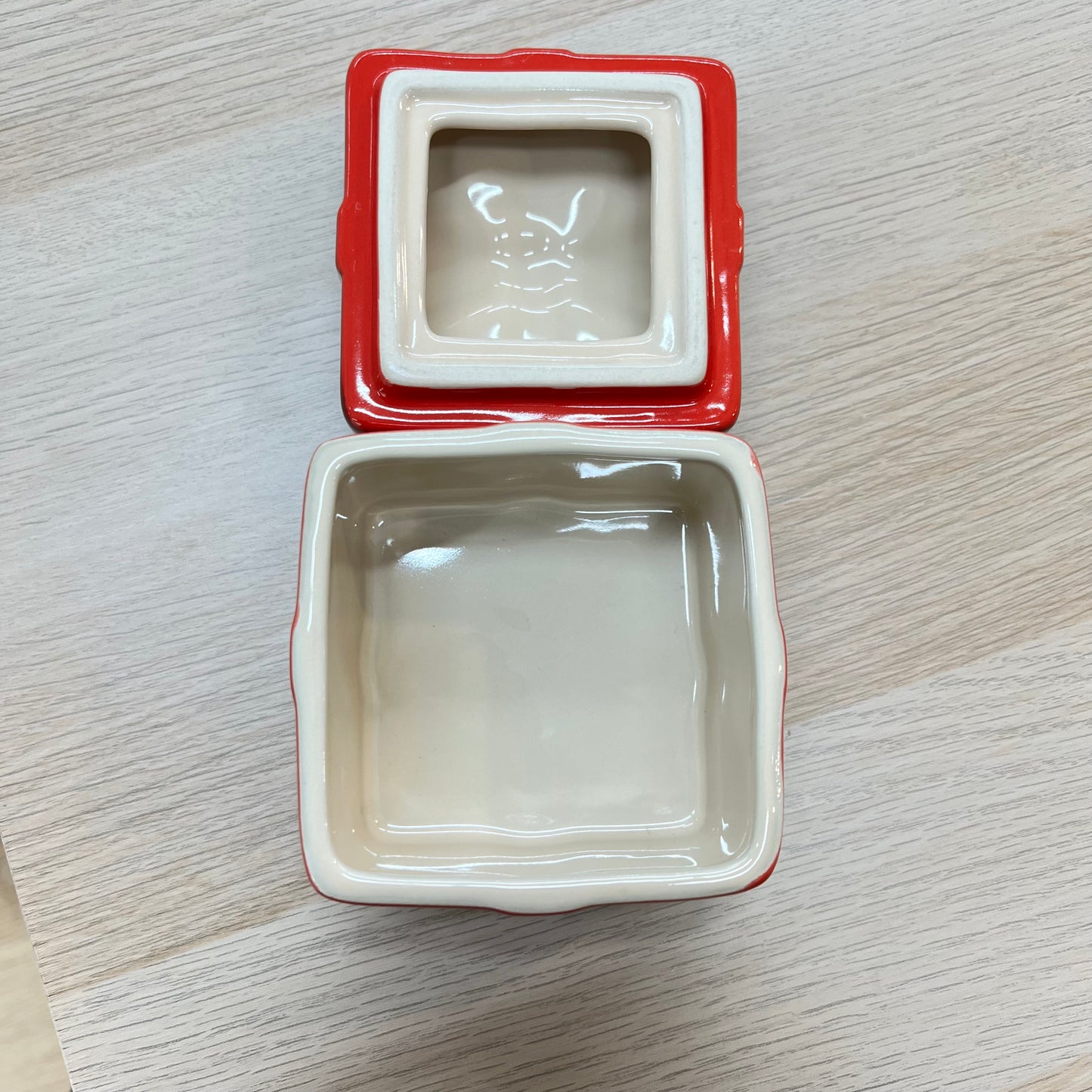 Le Creuset Mini Gift Box Ramekin with Lid Cerise Red Stoneware