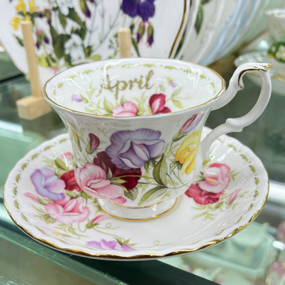 Royal Albert Flower of the Month, Royal Albert April cup, Royal Albert bone china floral tea cup, Sweet pea flower cup, Pink floral china