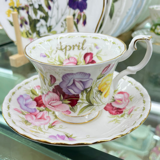 Royal Albert Flower of the Month, Royal Albert April cup, Royal Albert bone china floral tea cup, Sweet pea flower cup, Pink floral china
