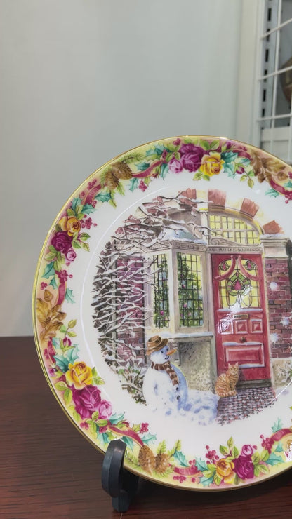 2002 Royal Albert Yuletide Greeting (Home for Christmas) plate by Neil Faulkner
